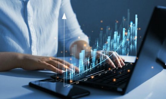 盯上保险中收“肥差”?多券商APP涌现“保险专区”,分红险霸榜,产品丰富度待提升