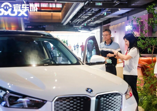 合肥绿地GX360全面开业，四大主力业态旗舰店同步启幕，打响2026“购在中国”暨新春消费季行动