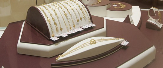 继续大跌，刚买的金饰能退吗？