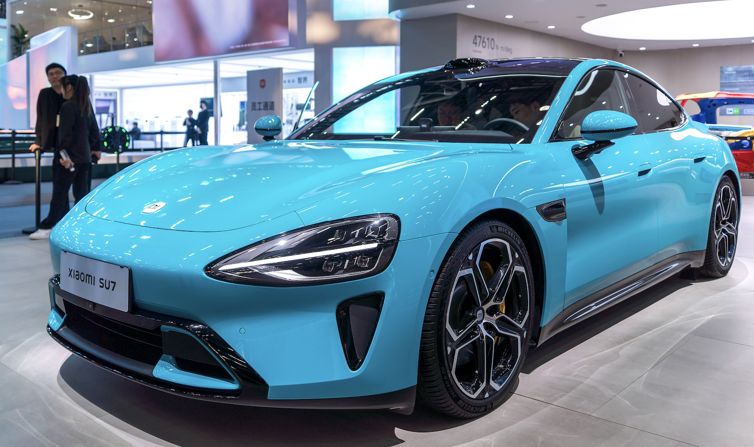 雷军：春节期间因车辆故障导致途中抛锚，最高报销2000元