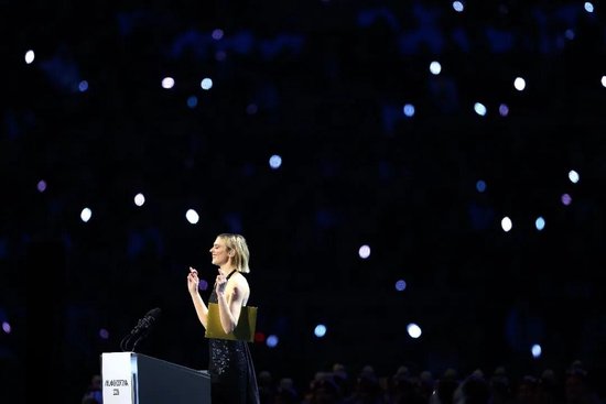 新华社出图丨这次是米兰冬奥会开幕式！每一张都是屏保