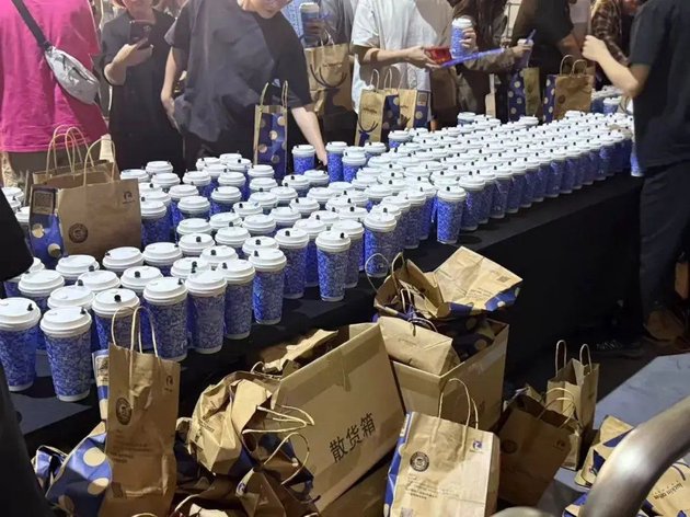 因为一枚“假摄像头”，荣耀在海外惹上了大麻烦