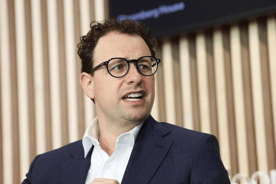 一夜变天?Claude出手,网络安全股集体“血洗”!全球百亿市值已蒸发