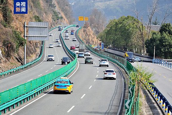 规模创历史新高!今年春节假期超28亿人次跨区域出行