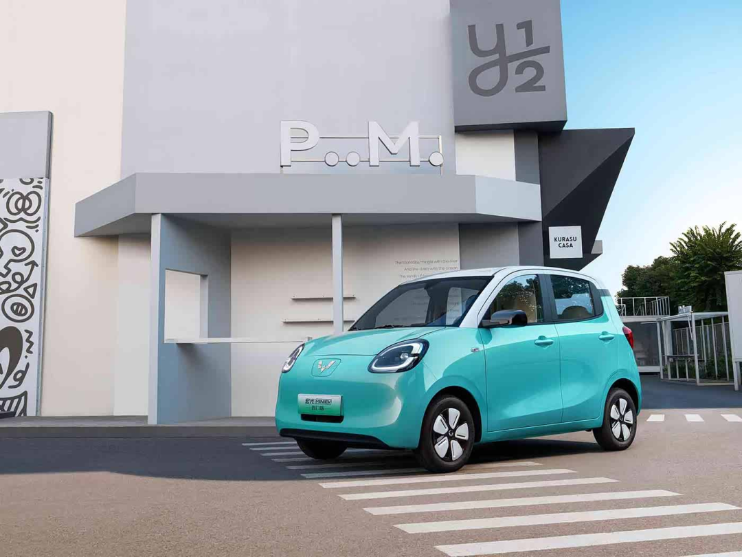 “中年人的一代神车”直降10万，本田为什么在新能源时代慢了“亿”点？