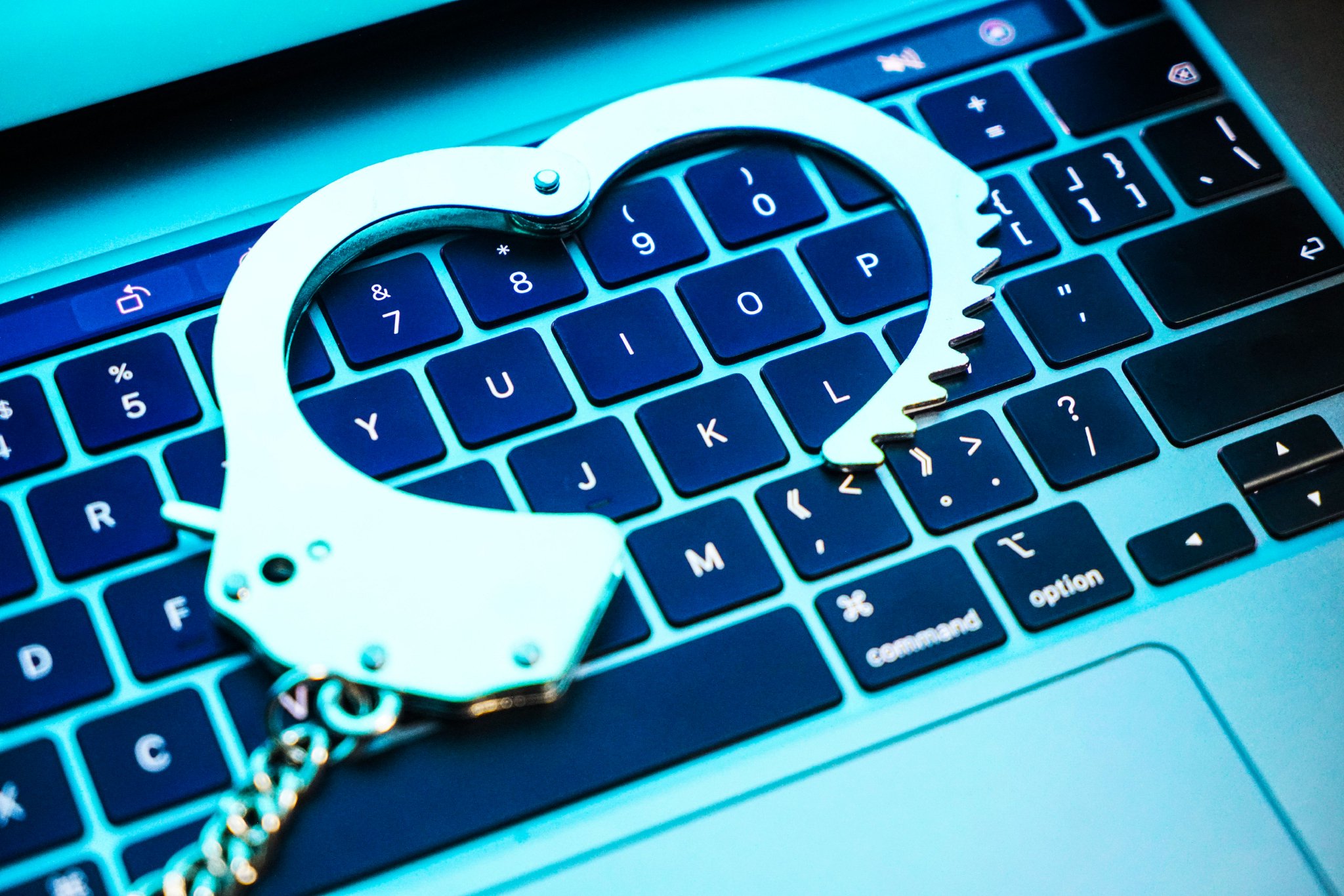 “社工库”非法“开盒”1.7亿余组个人信息数据，“群管理员”林某武等5人被提起公诉