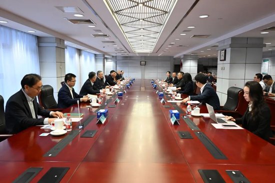 农业银行董事长谷澍会见TCL集团董事长李东生一行