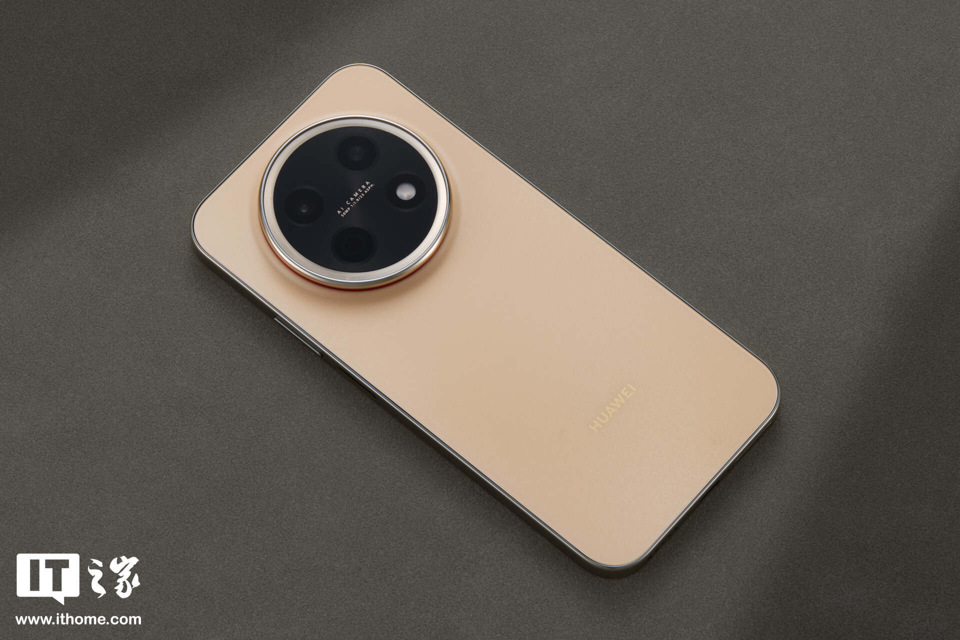 华为给出畅享 90 Pro Max 手机设计说明:摄像模组左下角为红外传感器,兼顾对称美学设计