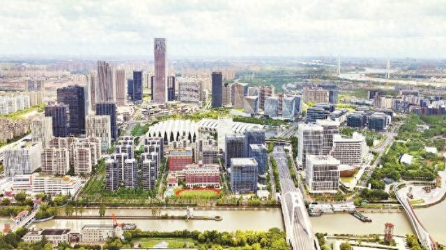 不止建楼，更要建生态：激发商务区“全天候”活力