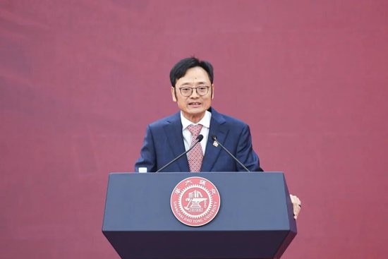 上海交通大学校友代表陈光明：校训精神已深入骨髓