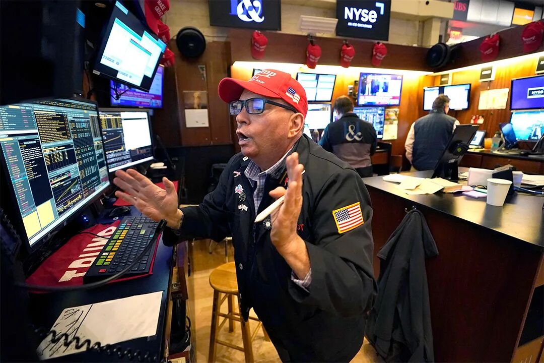 特朗普表态后,美股指期货大涨,原油暴跌,贵金属拉升