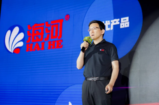 先甩锅再道歉?海河牛奶直播间涉黄,主播做不雅动作,董事长曾放话:好喝比健康重要