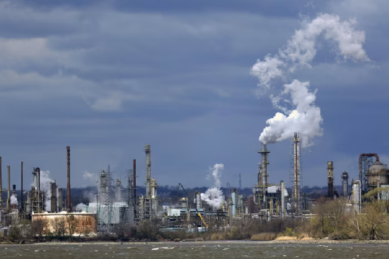 应对航空燃油成本暴涨，达美航空手握王牌：自家炼油厂