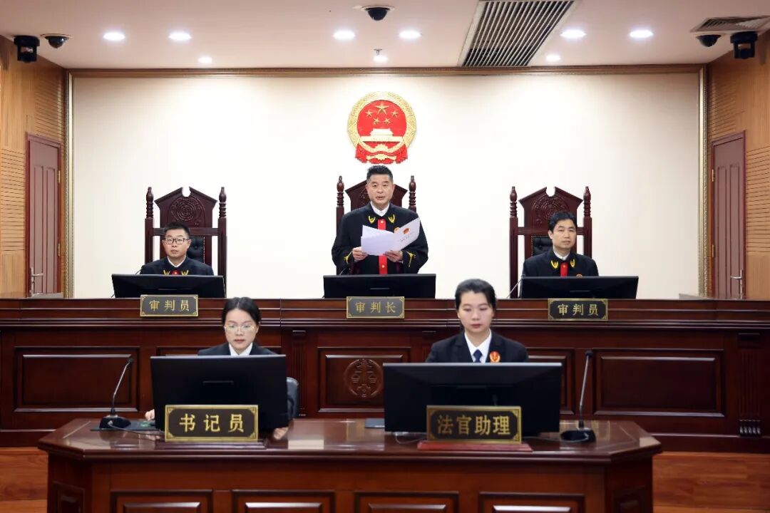 江西省人大常委会原党组副书记、副主任洪礼和受贿、滥用职权、洗钱案一审宣判