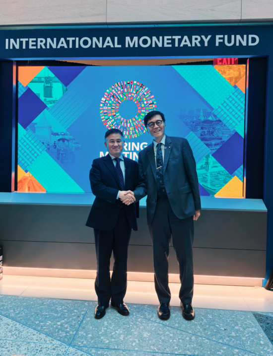 中国人民银行行长潘功胜会见相关国家高级官员和金融机构高管