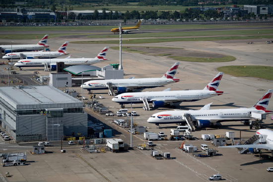 英航母公司IAG因航空燃油价格飙升发布盈利预警