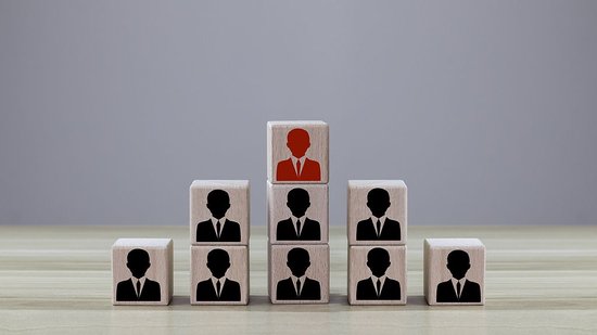 “80后”童超履新东方嘉富人寿董事长，公司一季度亏损0.26亿、偿付能力指标下滑